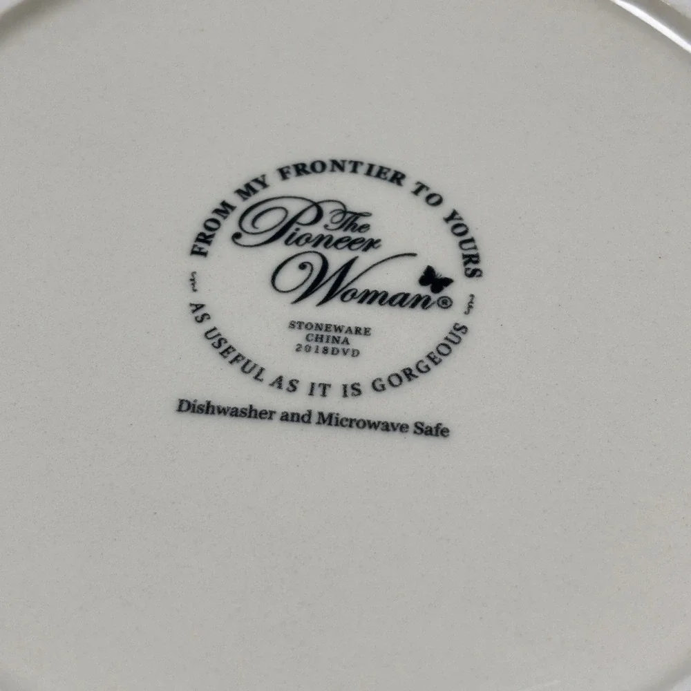 Pioneer Woman Wishful Winter Christmas Tree Low Rim Bowl Set of 2 Soup Pasta